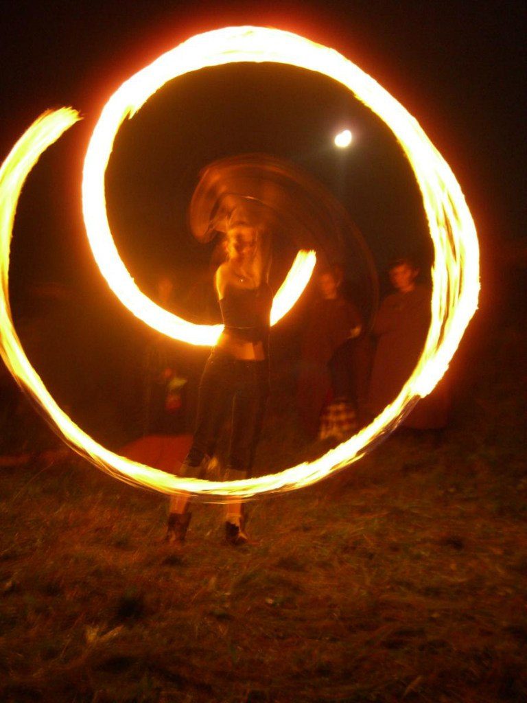 фестиваль в Тустань