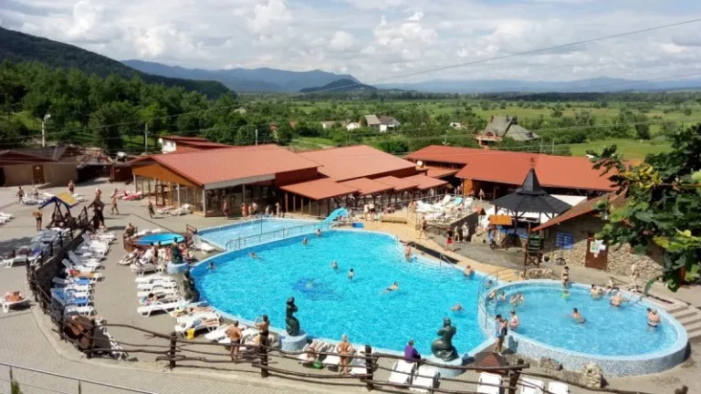 Термальні джерела Велятино — курорт «Теплі води»