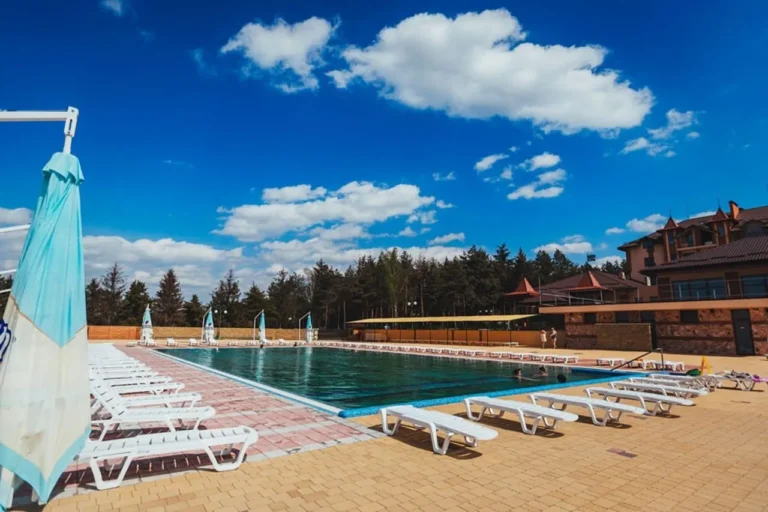 Ужгород — термальні купальні