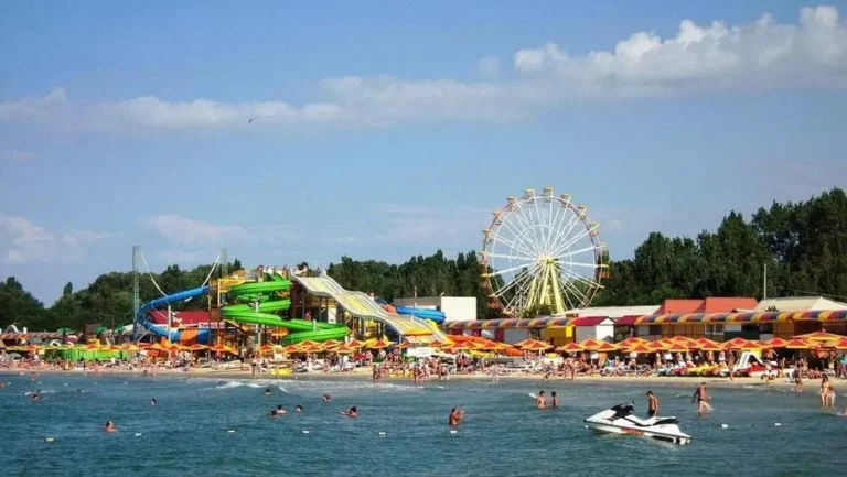 Пляжі Залізного Порту