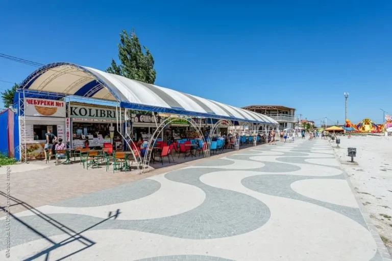 Курортне місто Генічеськ — ворота до Арабатської стрілки