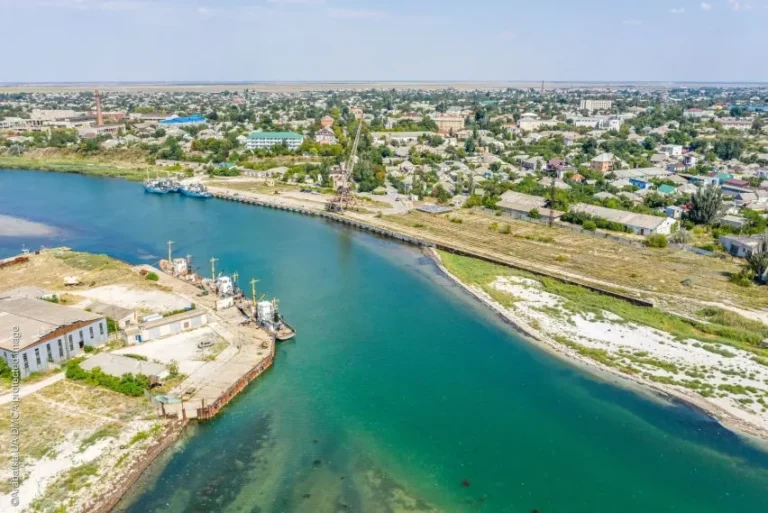 Курортне місто Генічеськ — ворота до Арабатської стрілки