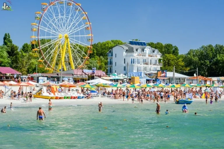 Пляжі Залізного Порту