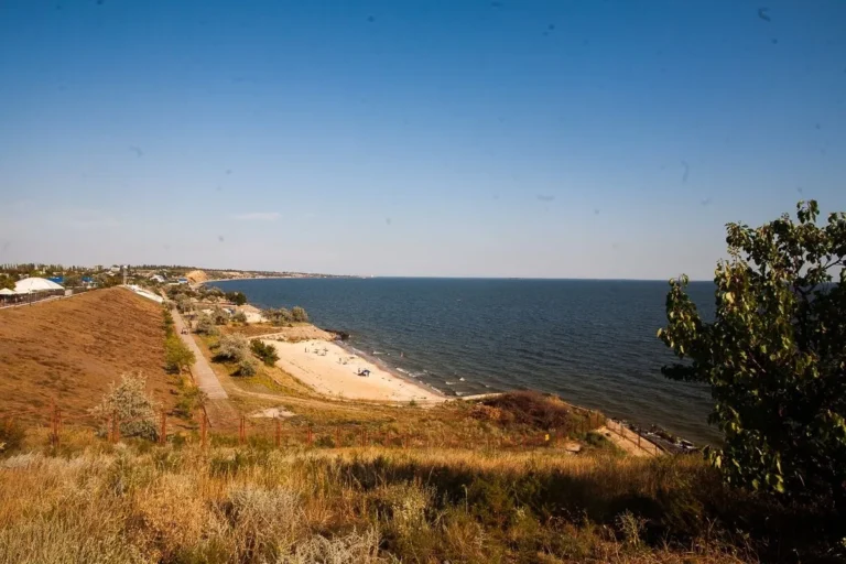 Курортне місто Очаків — морська перлина з історією та характером