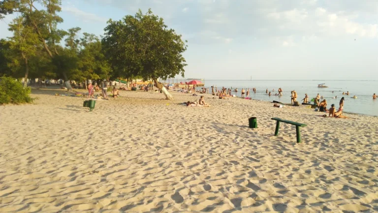 Відпочинок у Очакові: море, спокій і родинна атмосфера
