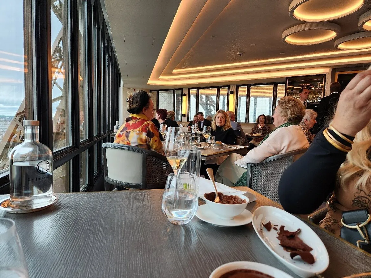 Le Jules Verne