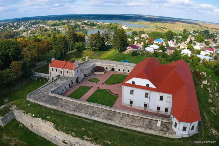 Замок у Збаражі: місце, де оживає дух козацької доби
