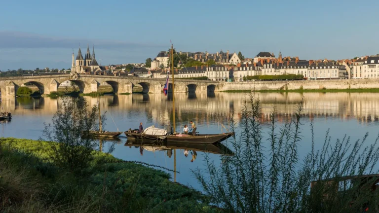 Блуаський замок - архітектурна хроніка французьких королів