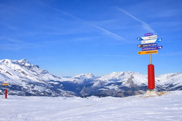 Гірський пейзаж в La Joue du Loup