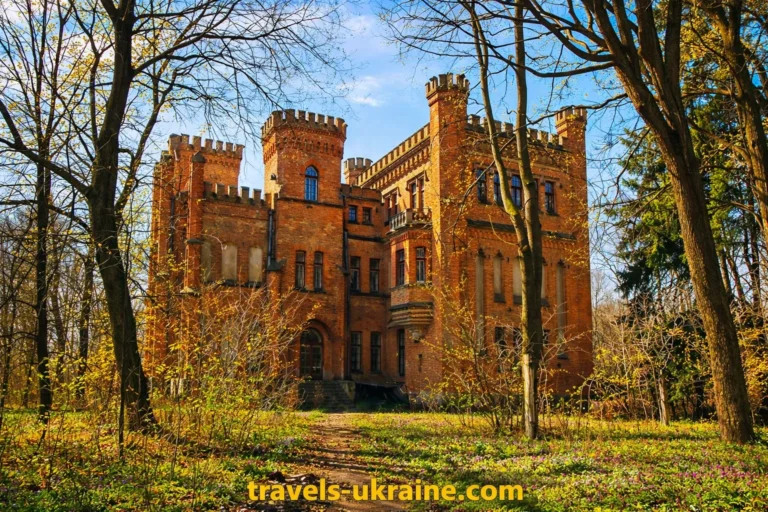 Забута розкіш і тиша віків: Палац Даховських