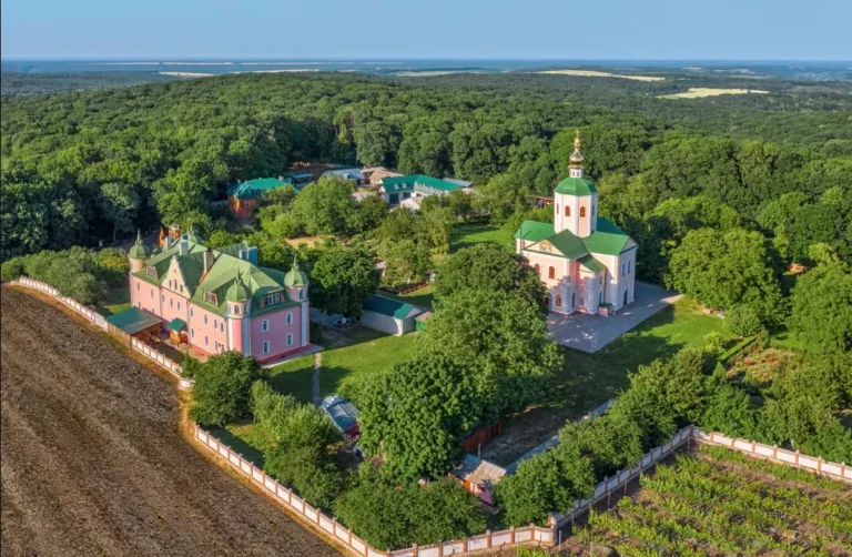 Національний природний парк "Холодний Яр"