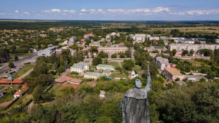 Там, де стояла воля і не скорилась - Замкова (Богданова) гора