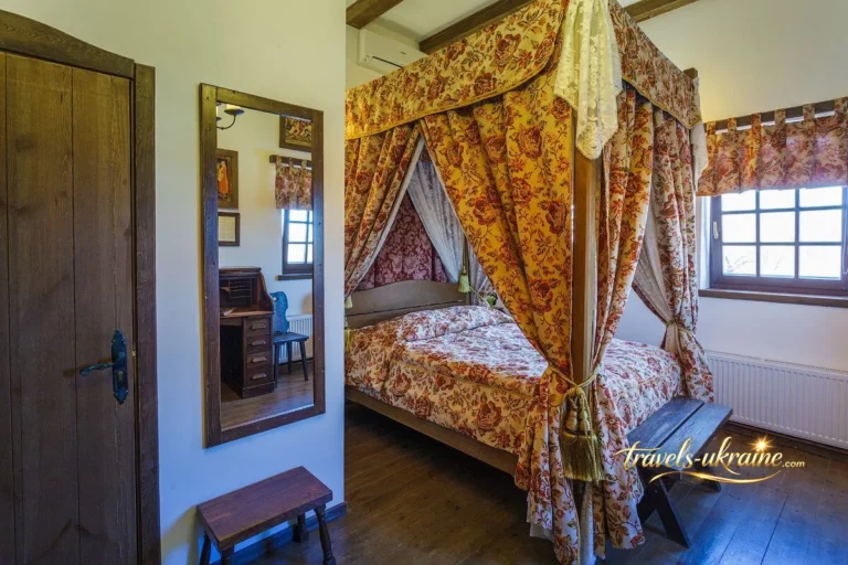 Замок Радомисль Житомирщина