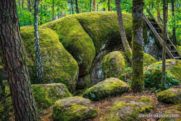 Камінне село на Житомирщині