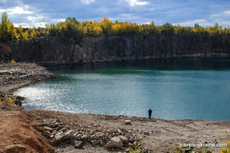 кар’єрне озеро біля м. Коростень, Житомирська область