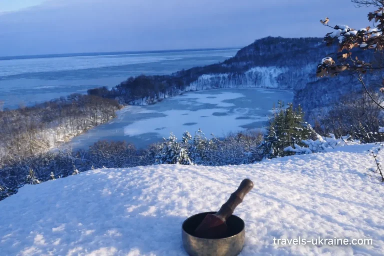 Зимовий пейзаж на озеро Бучак