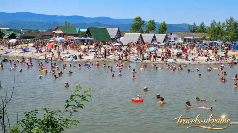 солоні озера Солотвино