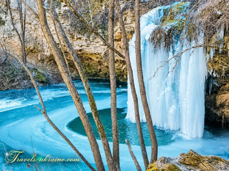 Бурбунський водоспад Хмельниччина