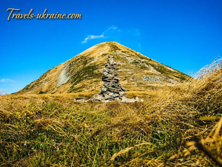 Гора Говерла, вершина